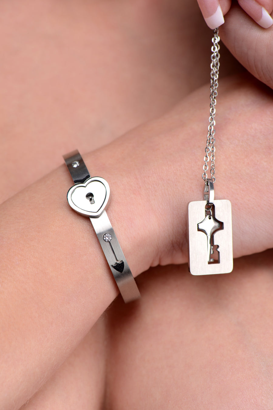 Cuffed Locking Bracelet and Key Necklace - AF916 - UPC-848518032034